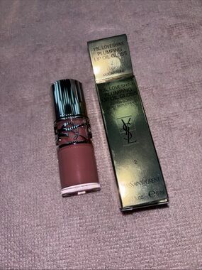 Yves Saint Laurent LoveShine Plumping Lip Oil - Mauve Rose